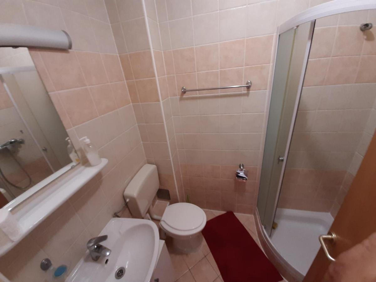 Apartments Puky Dreams Novalja Luaran gambar
