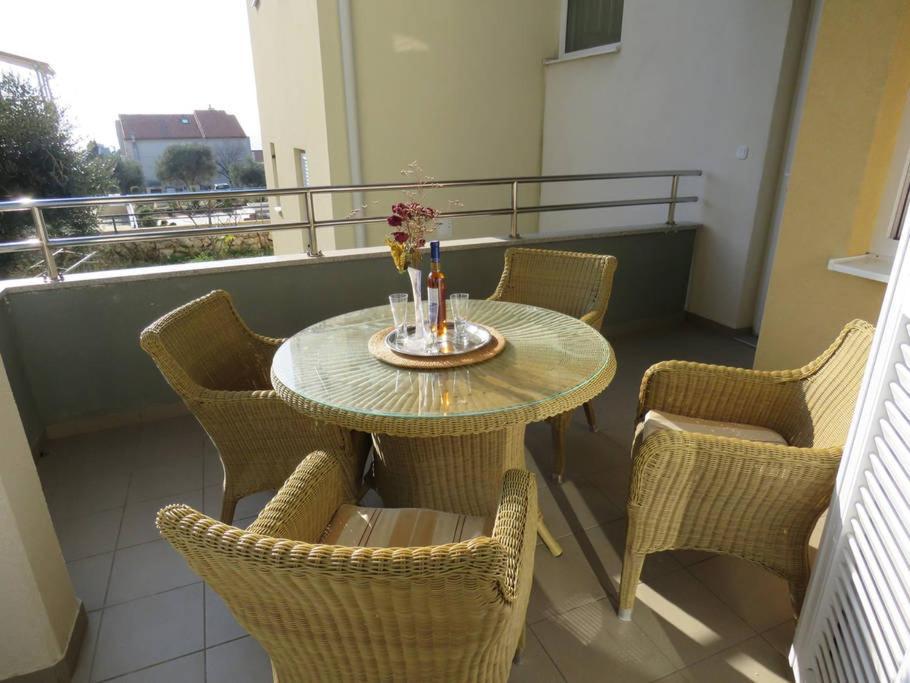 Apartments Puky Dreams Novalja Luaran gambar