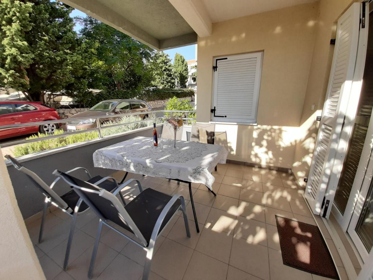 Apartments Puky Dreams Novalja Luaran gambar